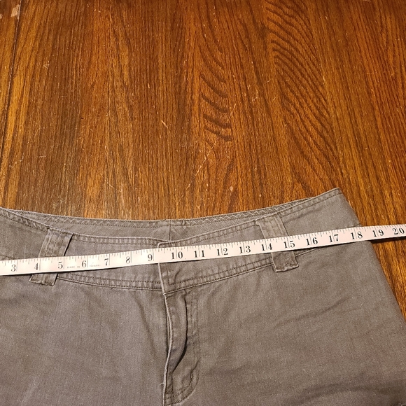 Cooper Key Olive Green Capris 13 - Picture 7 of 10